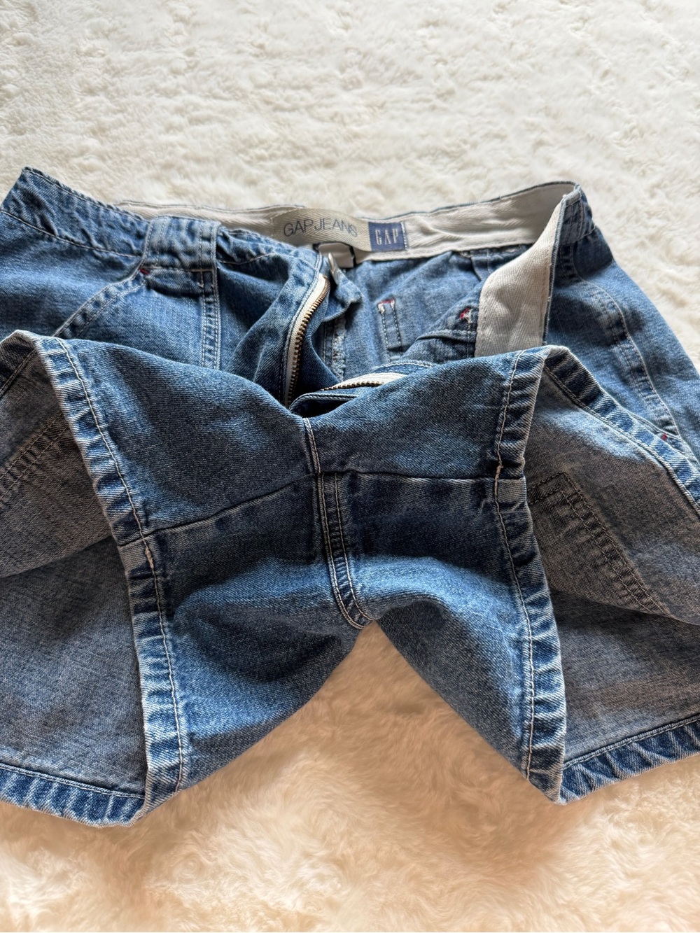 Gap Vintage Denim Women’s Shorts - Picture 4 of 5